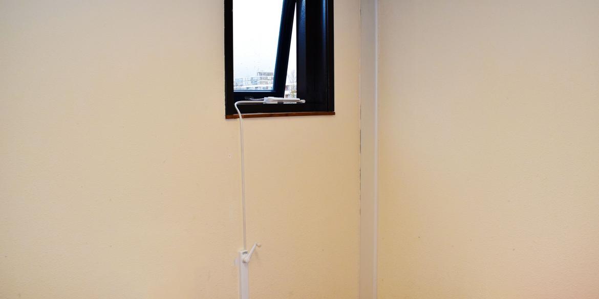 Teleflex, Teleflex Mechanische raambediening, Mechanische raambediening, Mechanische raamopener, natuurlijke ventilatie, Teleflex clearline, raambediening uitzetraam, raambediening binnenvalraam, bovenraamsluiting, bovenraamsluiting Teleflex, bovenraam bedienbaar maken