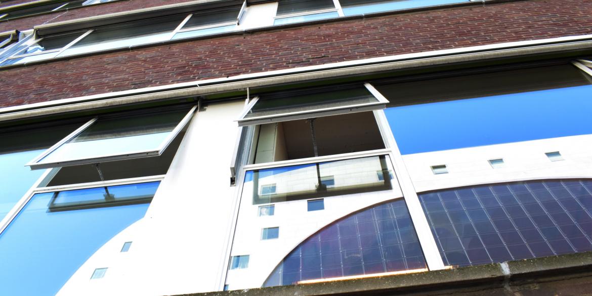 Teleflex, Mechanische raambediening, Teleflex mechanische raambediening, Teleflex raamdoos, Teleflex midi bedieningsdoos, Midi bedieningsdoos, Raamdoos, Teleflex natuurlijke ventilatie, natuurlijke ventilatie, oplossing bovenramen, Teleflex bovenraamsluitingen, raamopener, Teleflex raamopener, raambedieningen